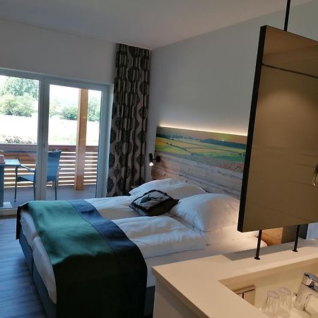 Hotel Grohnder Faehrhaus Emmerthal エクステリア 写真