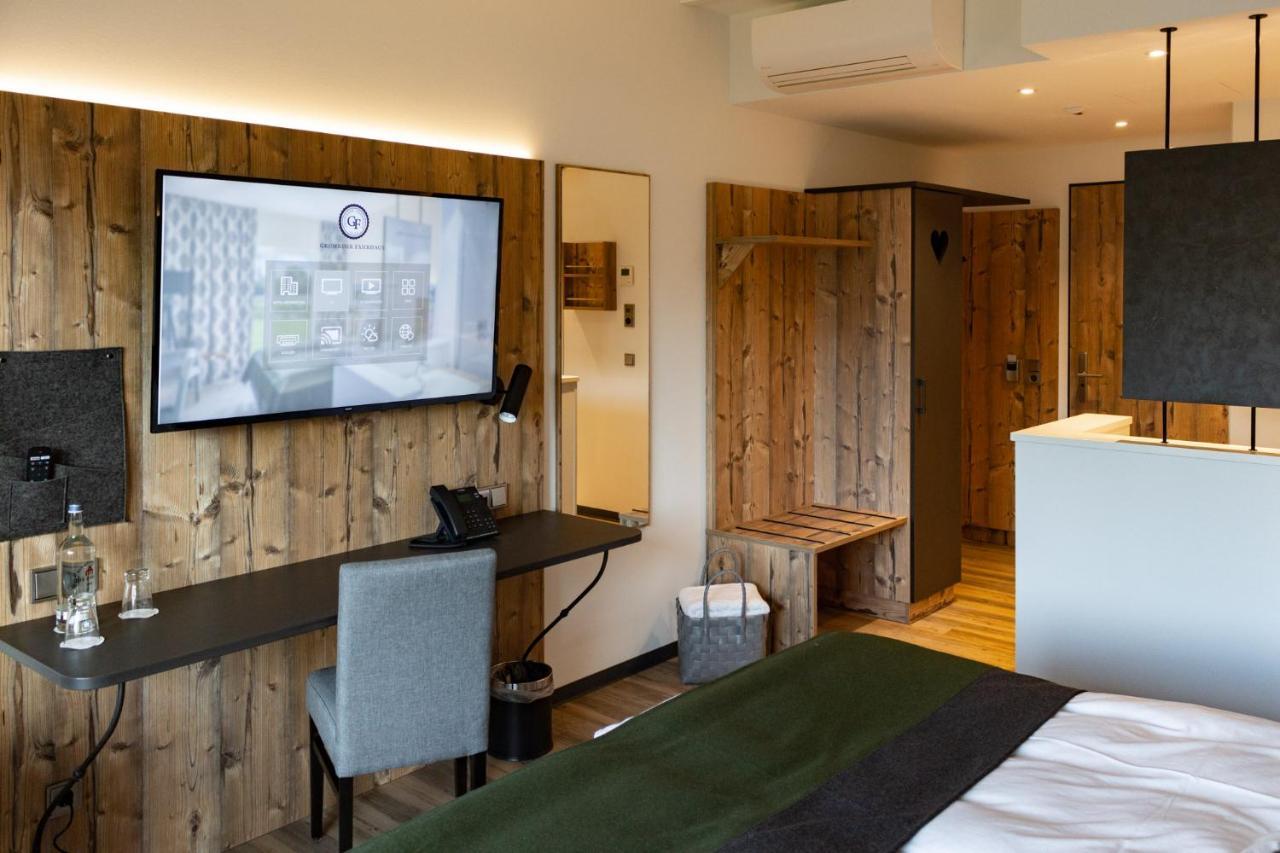 Hotel Grohnder Faehrhaus Emmerthal エクステリア 写真