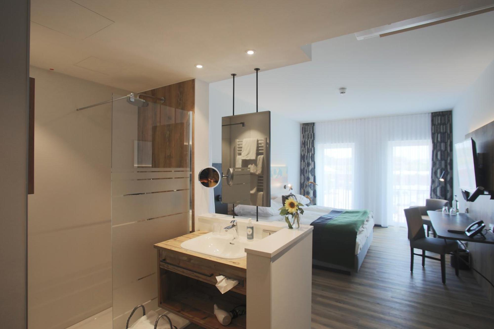 Hotel Grohnder Faehrhaus Emmerthal エクステリア 写真
