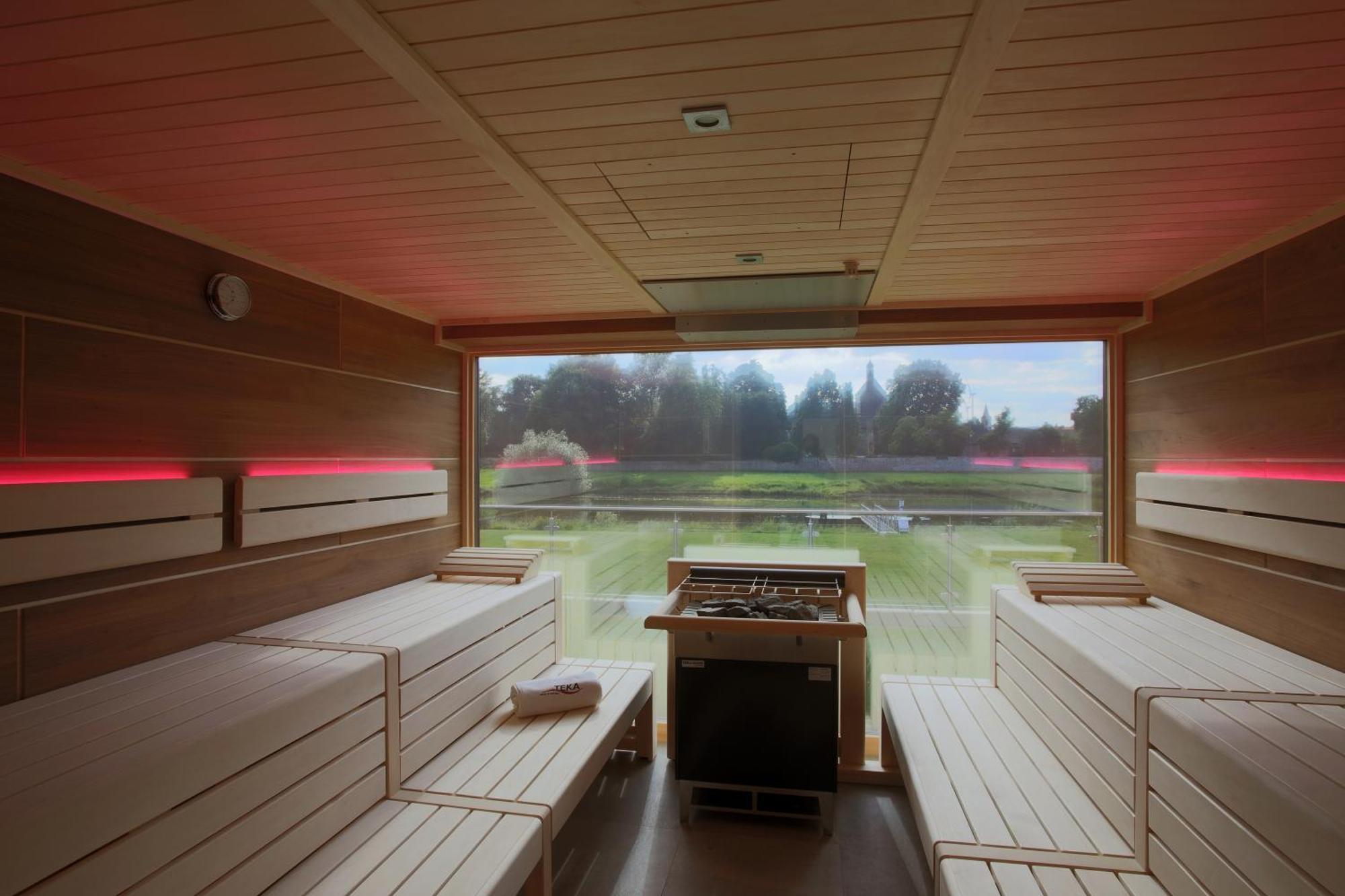 Hotel Grohnder Faehrhaus Emmerthal エクステリア 写真